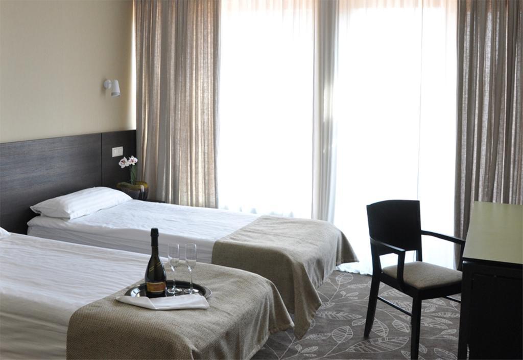 Hotel Babilonas Kaunas Quarto foto